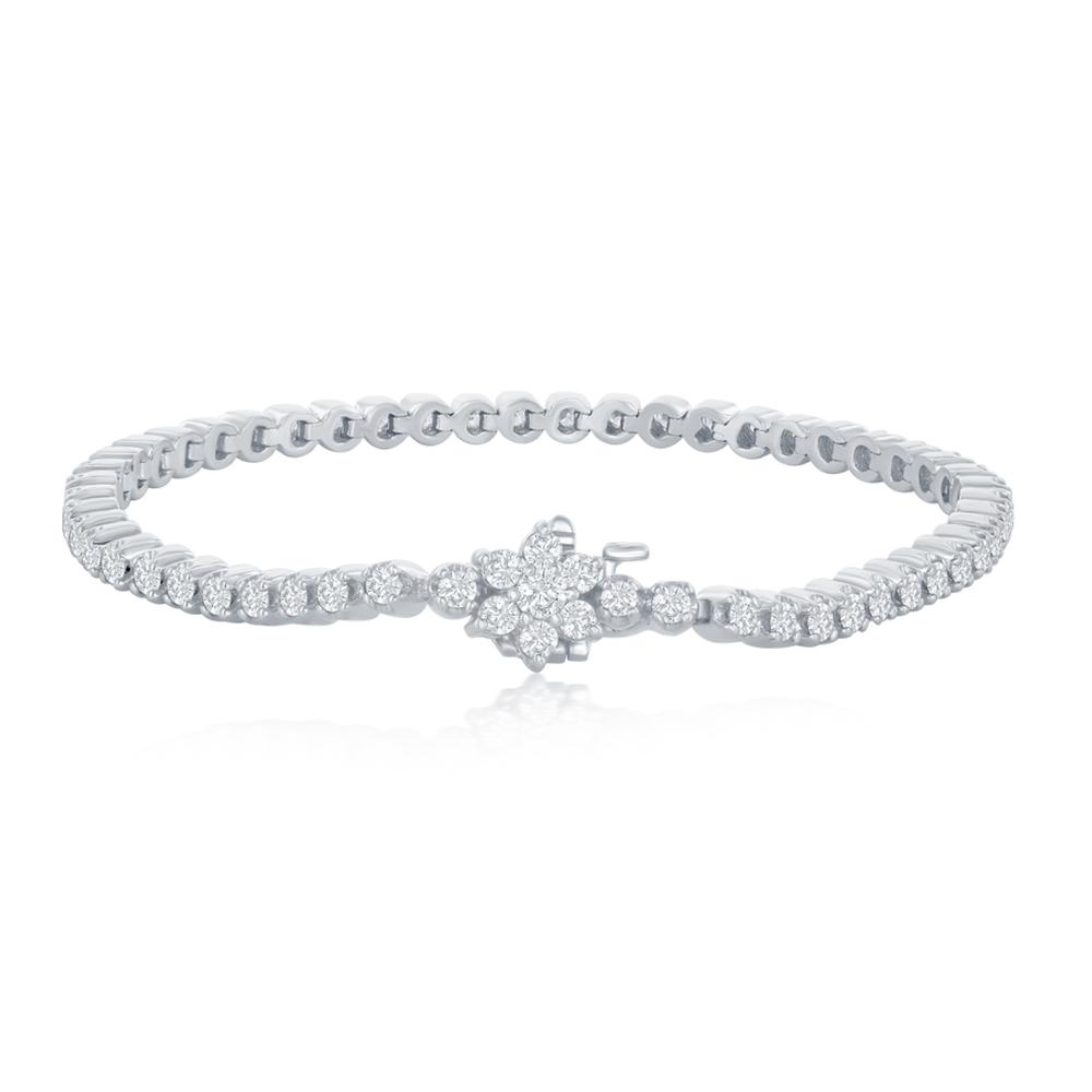 Tennis bracelet with flower clasp